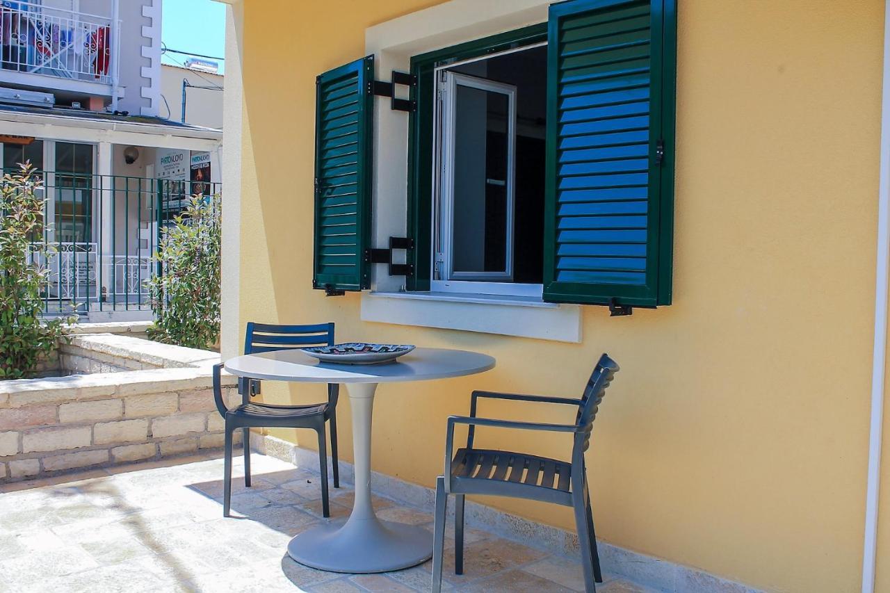 Wave Luxury Apartments Kassiopi Exteriör bild