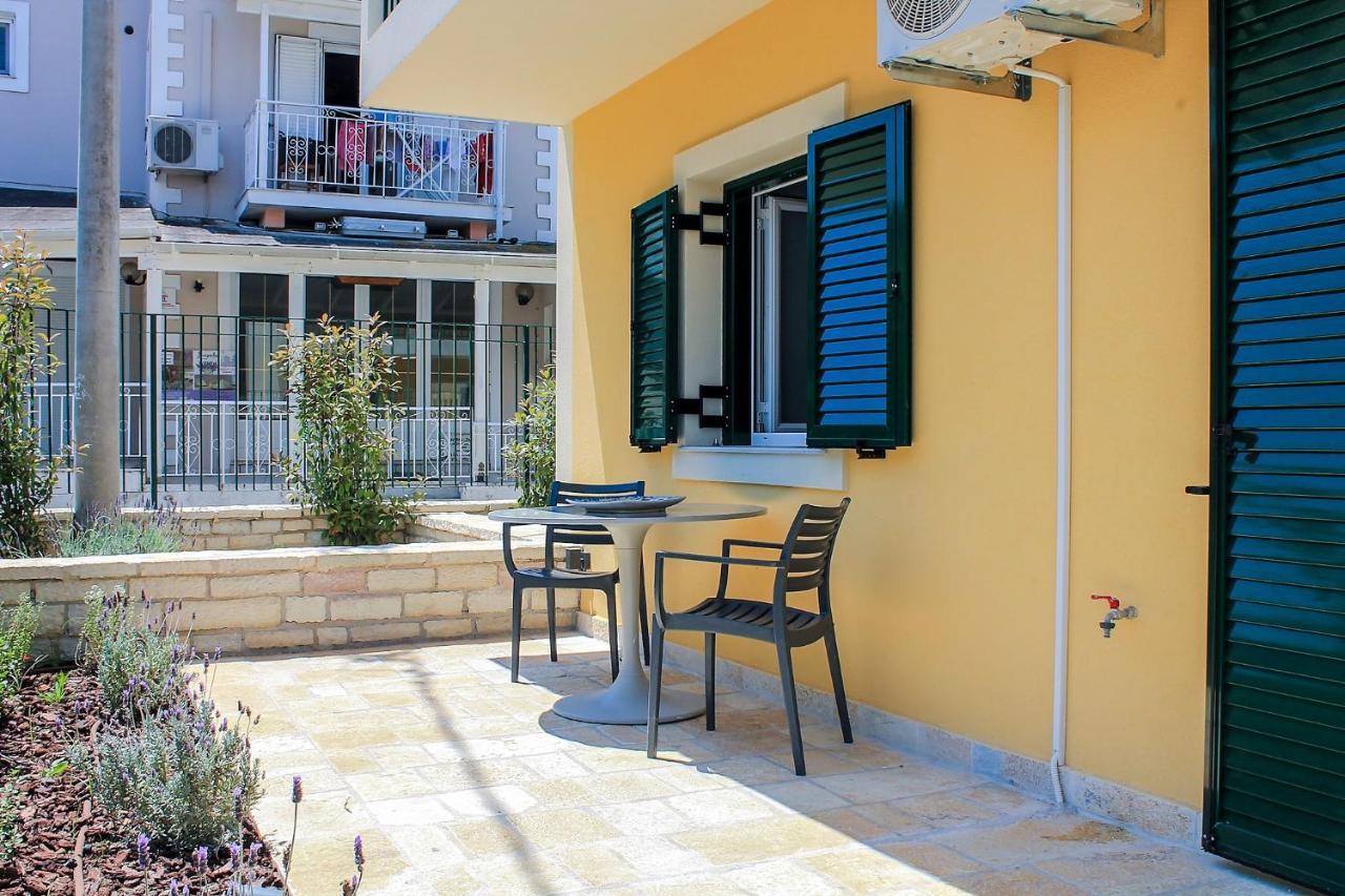 Wave Luxury Apartments Kassiopi Exteriör bild